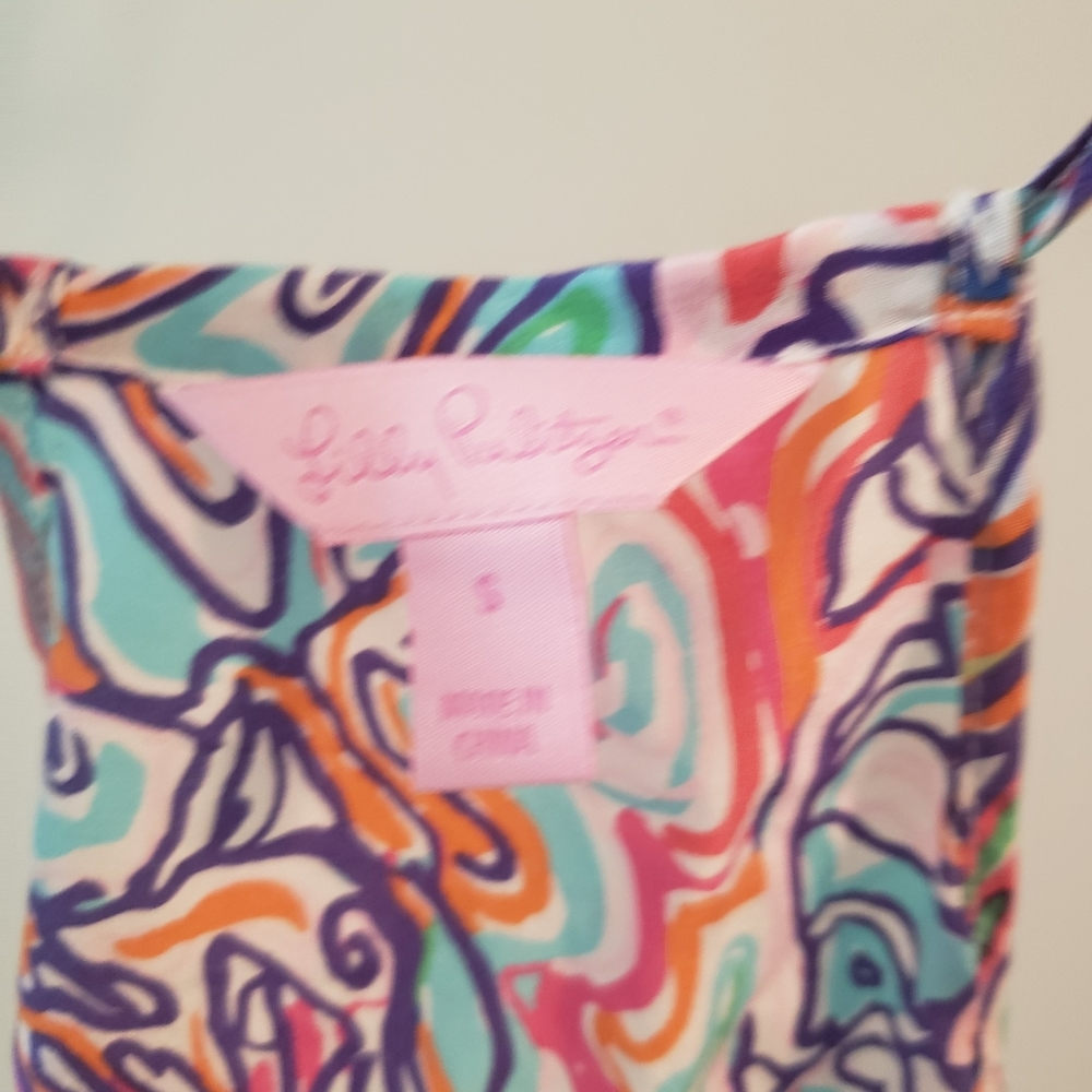 LILLY PULITZER PURRFECT DUSK SILK SLEEVELESS TOP SIZE SMALL - Picture 2 of 6